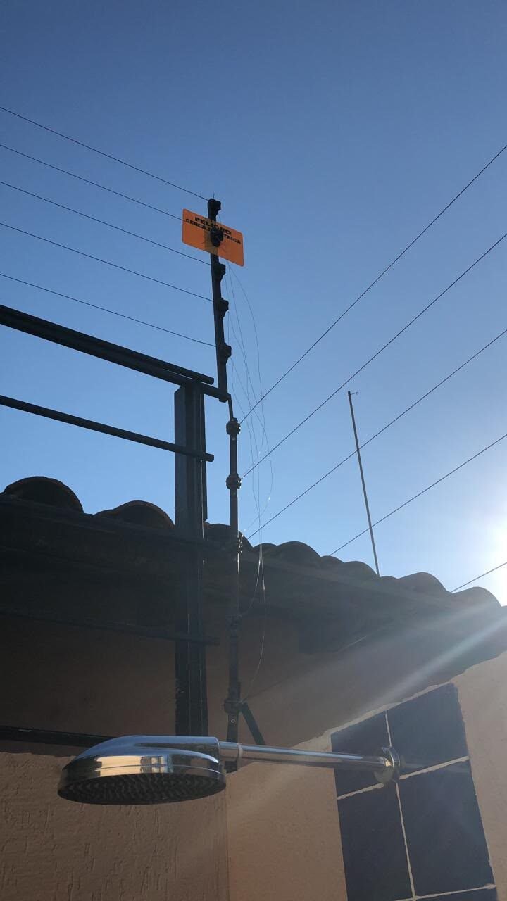 Cerco eléctrico instalado